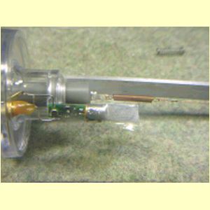 Kopf mit Laser und Spannschraube
